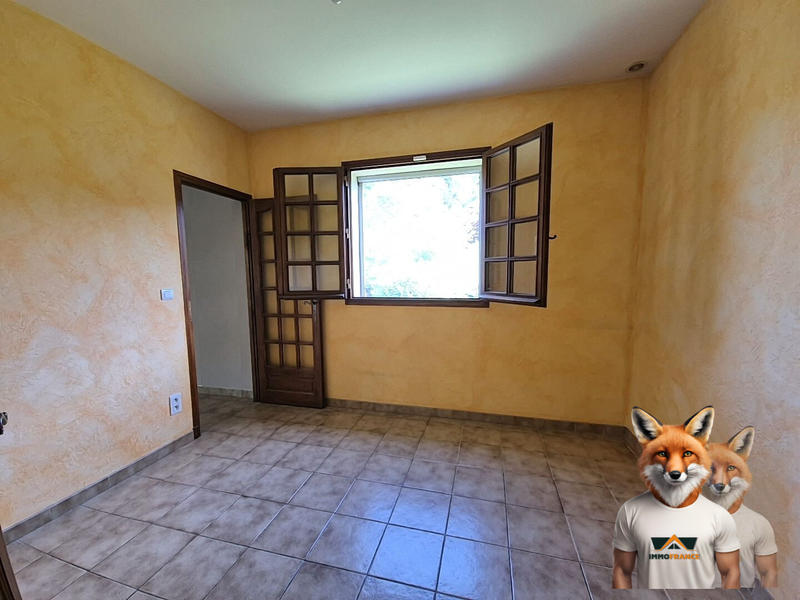 Maison traditionnelle - 186 m² - 8 pièces