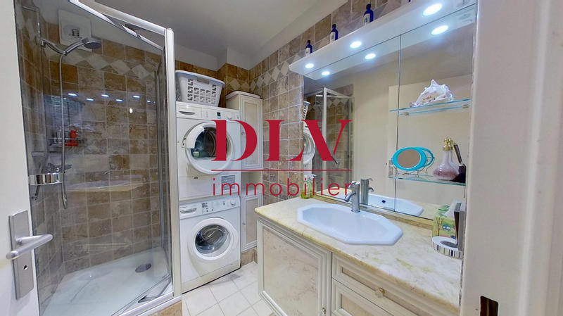 Appartement - 130 m² - 5 pièces