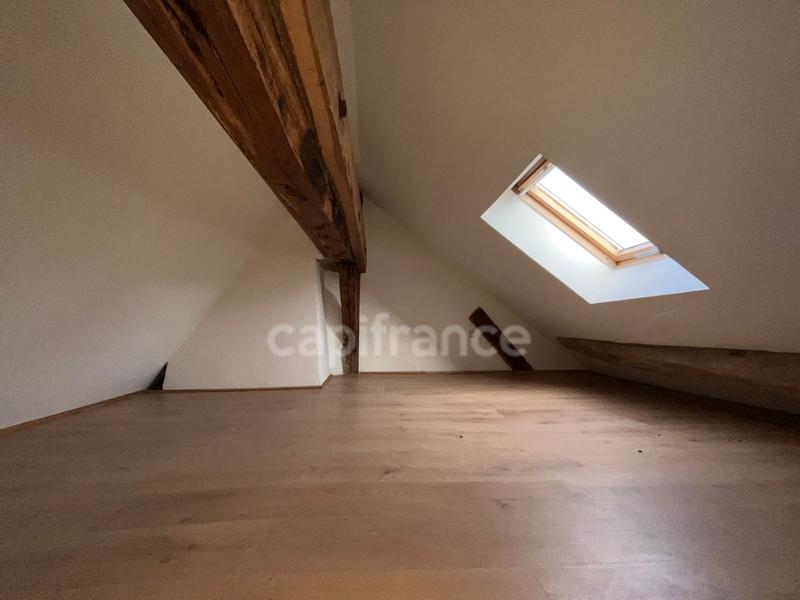 Maison - 88 m² - 4 pièces