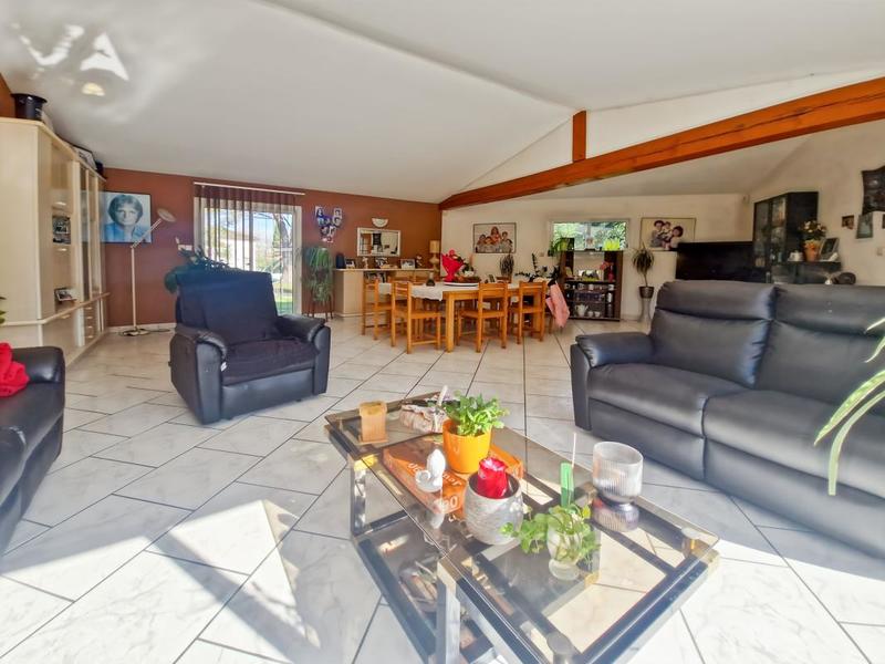 Maison - 162 m² - 5 pièces