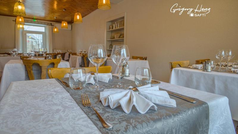 Local commercial - 544 m²