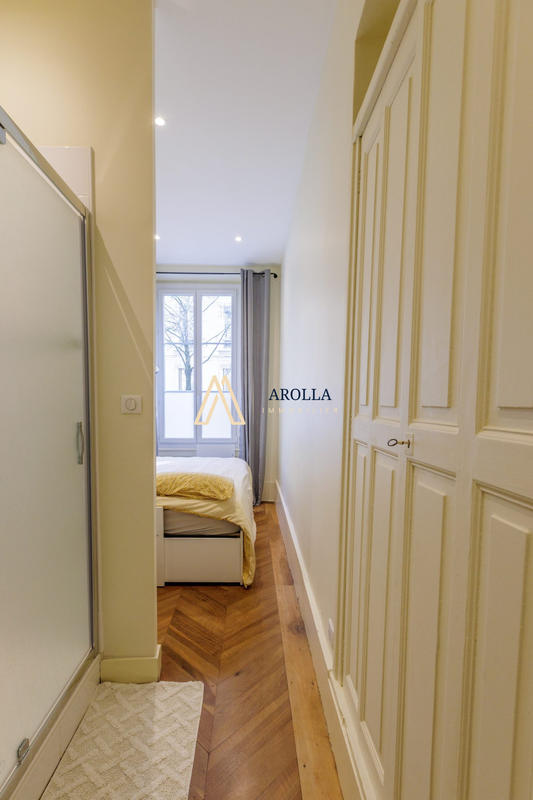 Appartement - 111 m² - 4 pièces