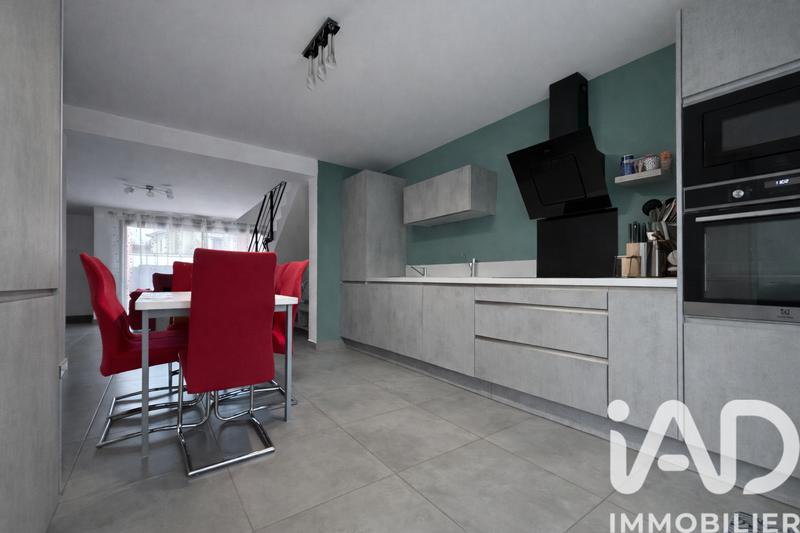 Maison - 95 m² - 4 pièces