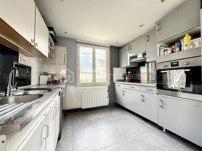 Maison - 87 m² - 4 pièces