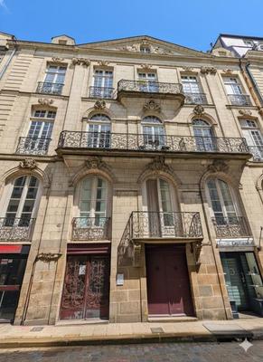 Studio - 14 m² - 1 pièce