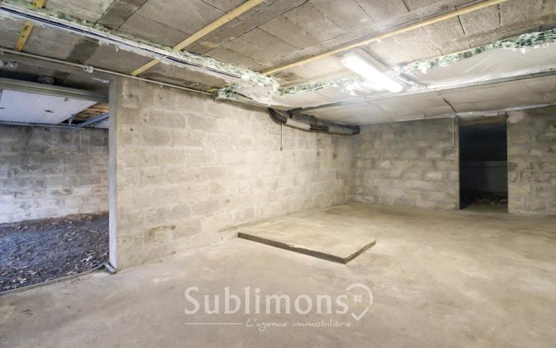 Maison - 157 m² - 8 pièces