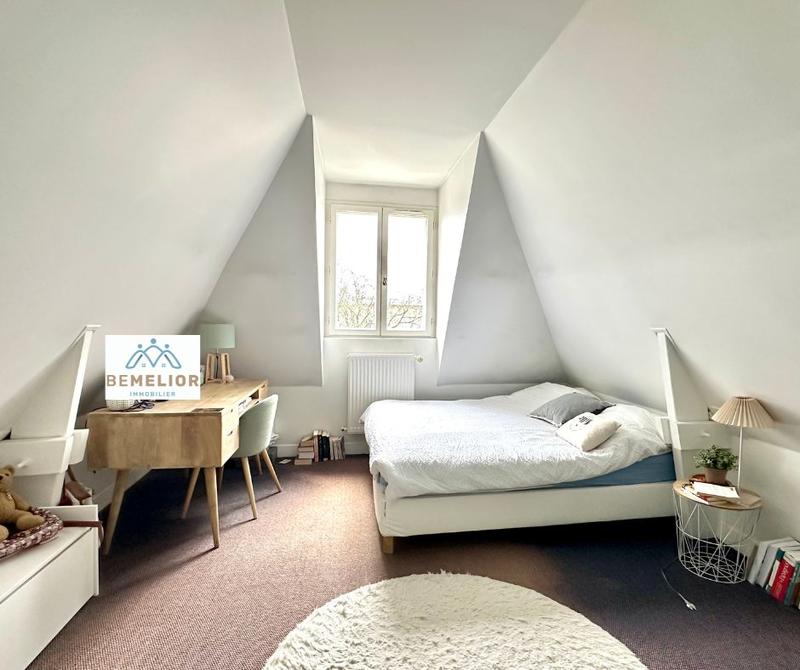 Maison - 146 m² - 7 pièces