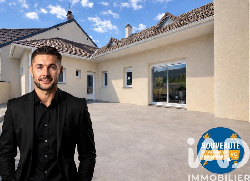 Maison - 223 m² - 8 pièces