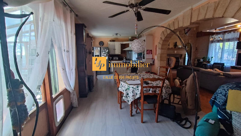 Villa - 177 m² - 6 pièces