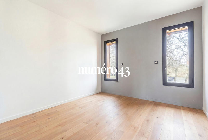 Maison contemporaine - 152 m² - 6 pièces