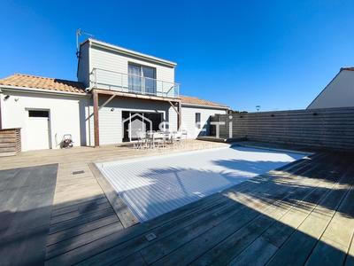 Maison - 115 m² - 4 pièces