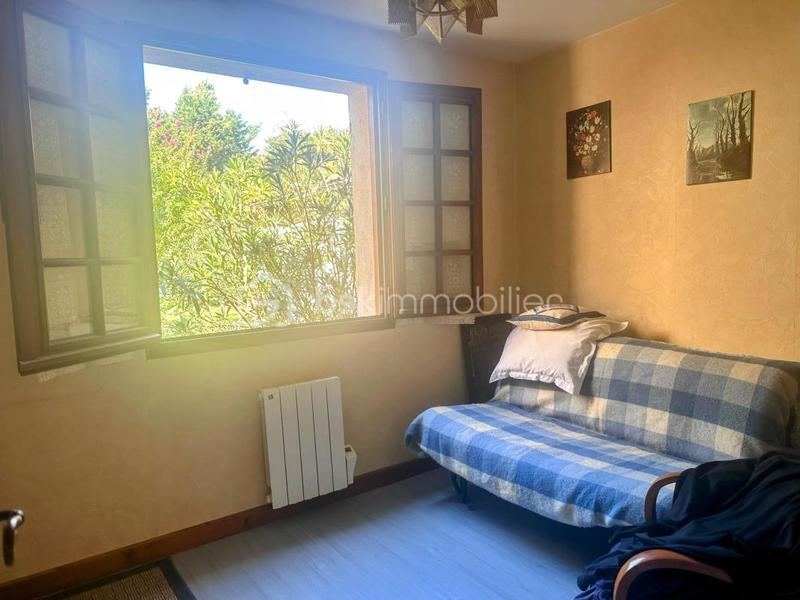 Maison traditionnelle - 148 m² - 9 pièces