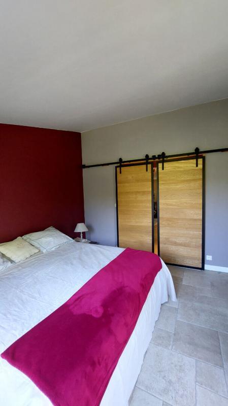 Maison - 214 m² - 8 pièces