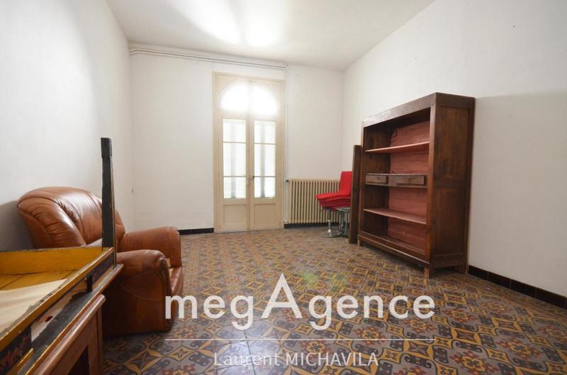 Maison - 247 m² - 14 pièces