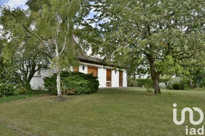 Maison - 198 m² - 10 pièces