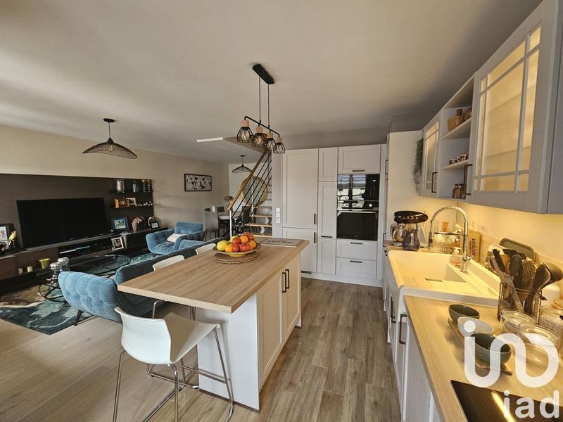 Appartement - 105 m² - 4 pièces