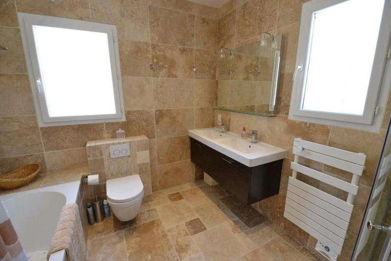 Villa - 186 m² - 6 pièces