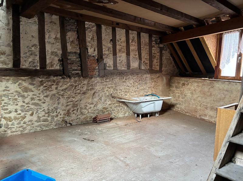 Maison en pierre - 102 m² - 4 pièces