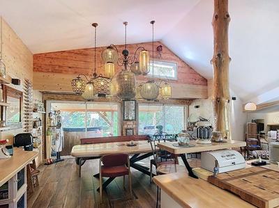 Maison - 188 m² - 7 pièces