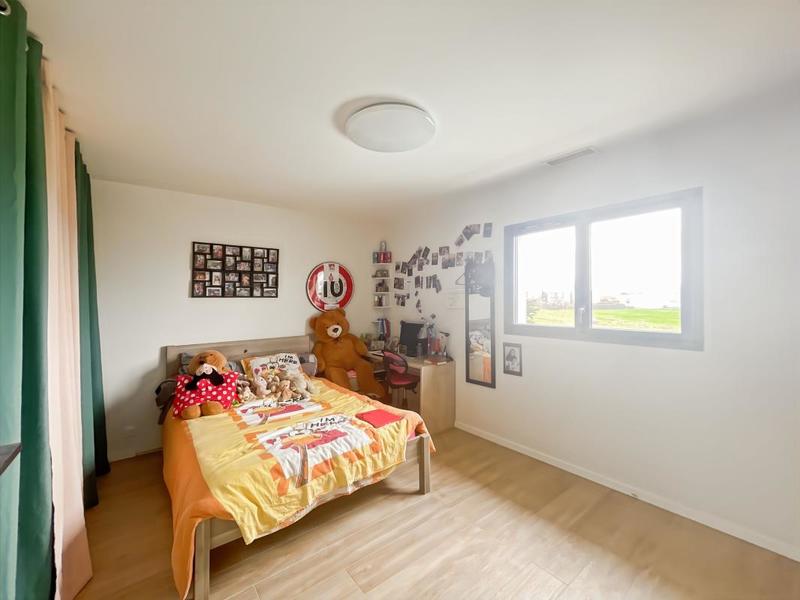 Maison - 187 m² - 5 pièces