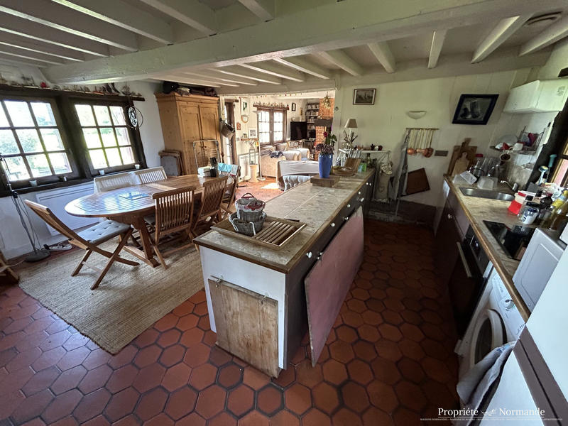 Maison - 206 m² - 9 pièces