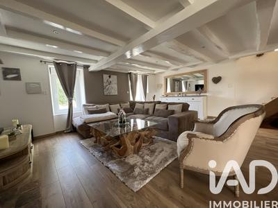 Maison - 335 m² - 12 pièces