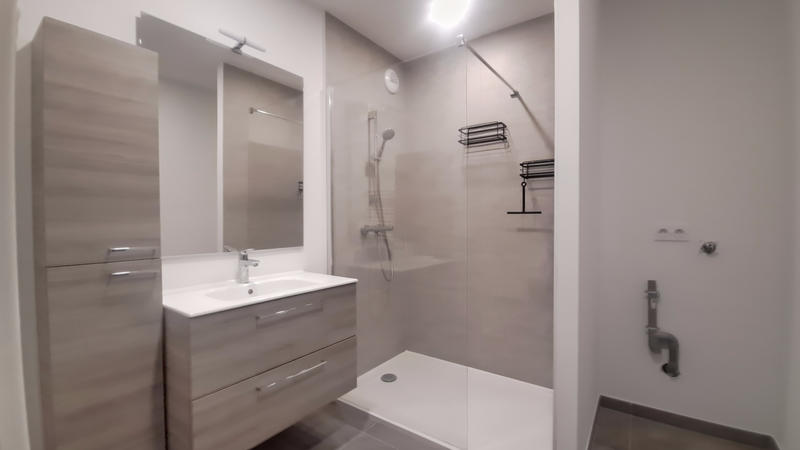 Appartement - 80 m² - 3 pièces