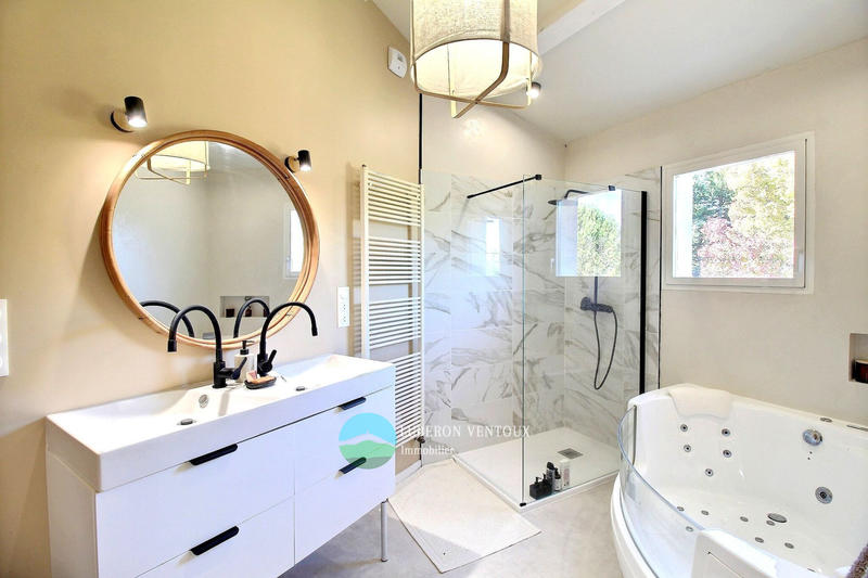 Maison - 171 m² - 6 pièces