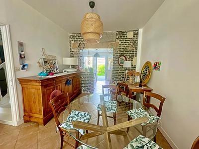 Maison - 96 m² - 4 pièces