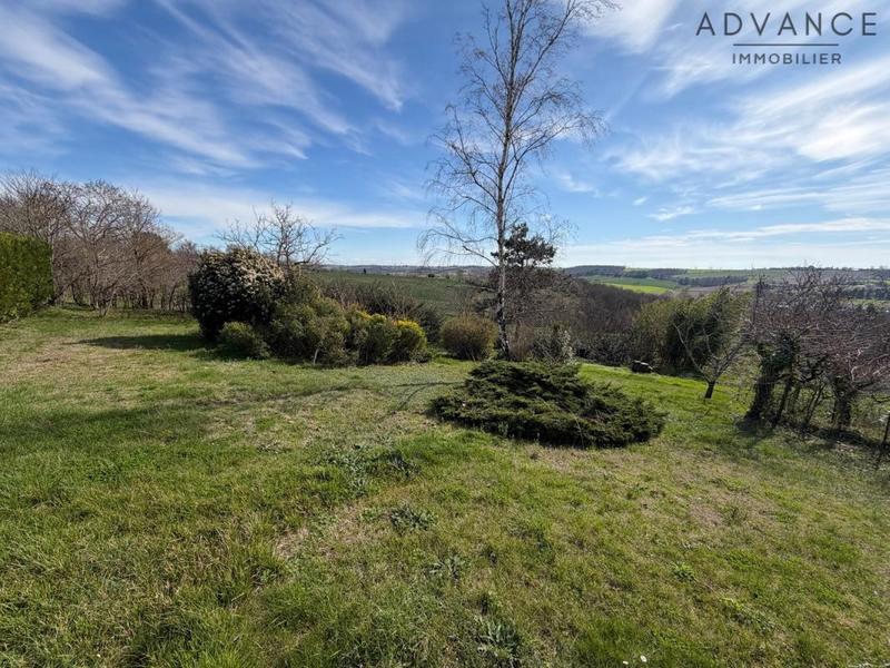 Terrain constructible - 1 070 m²