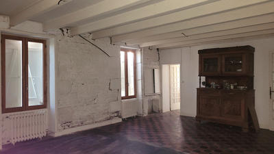 Maison - 243 m² - 8 pièces