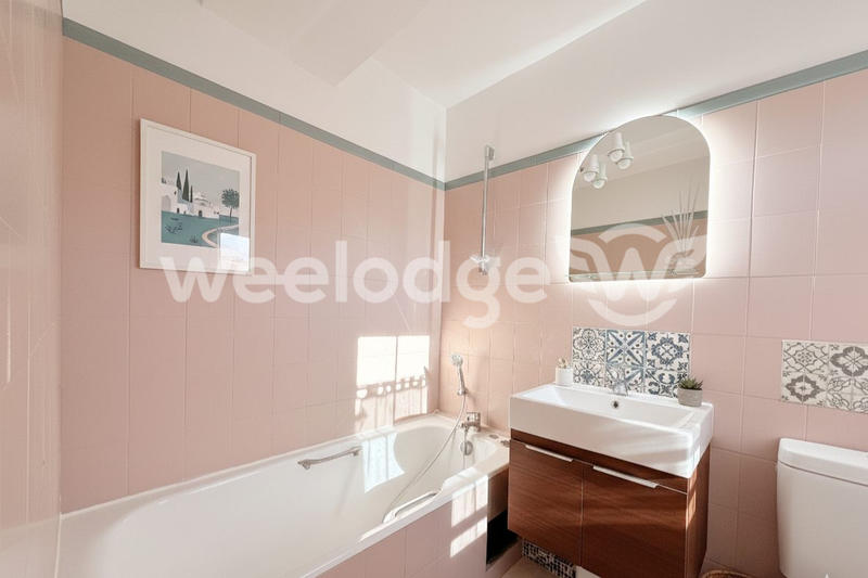 Appartement - 81 m² - 5 pièces