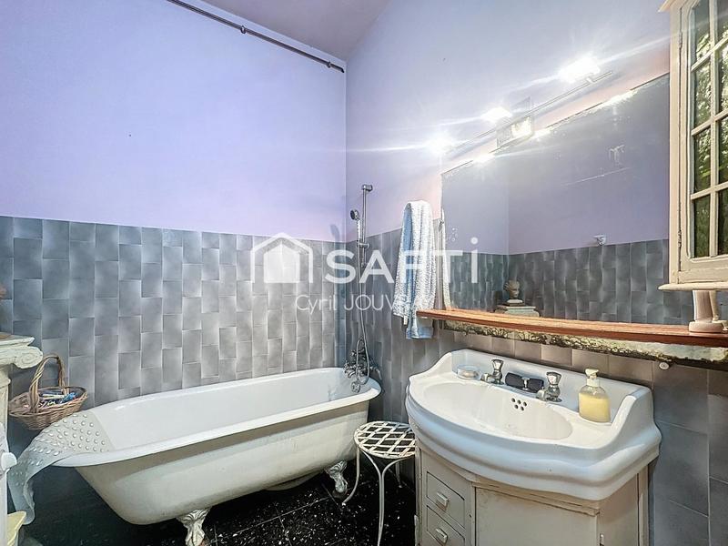 Maison - 176 m² - 7 pièces