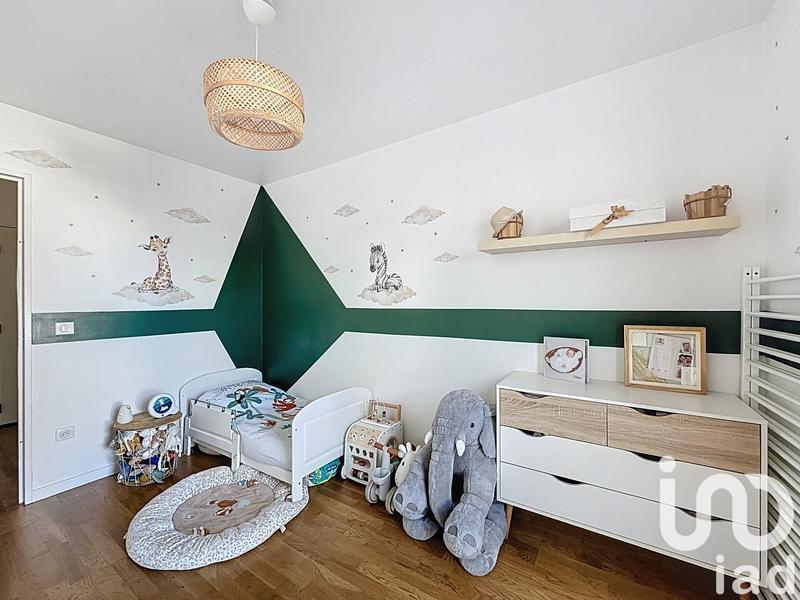 Appartement - 77 m² - 4 pièces