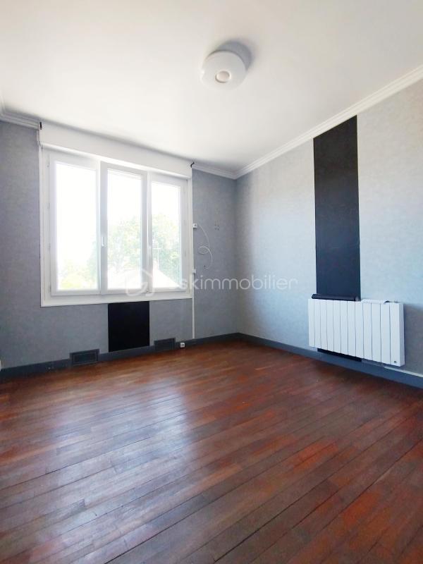 Pavillon - 180 m² - 9 pièces