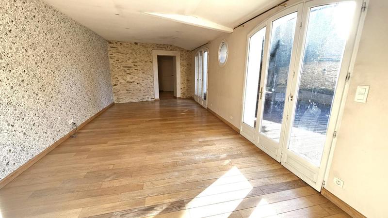Maison - 140 m² - 7 pièces