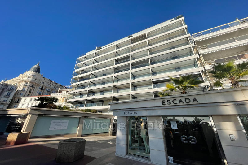 Appartement - 131 m² - 4 pièces