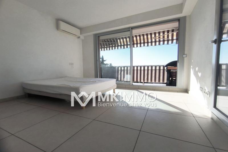 Appartement - 75 m² - 2 pièces