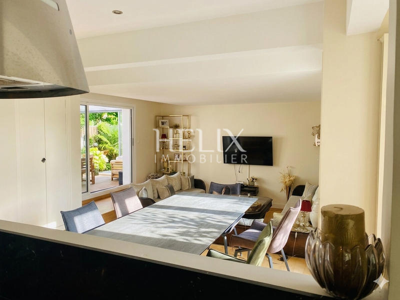 Appartement - 105 m² - 3 pièces