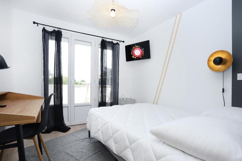 Appartement - 81 m² - 6 pièces