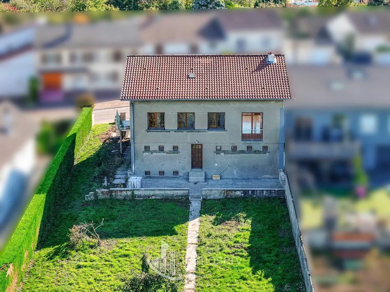 Maison - 100 m² - 5 pièces