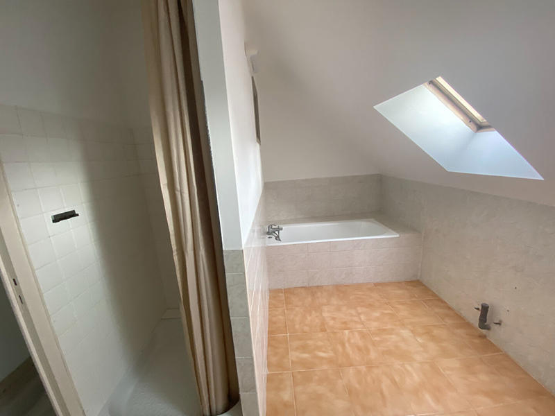 Maison - 96 m² - 4 pièces