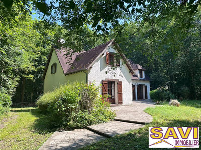 Maison traditionnelle - 153 m² - 5 pièces