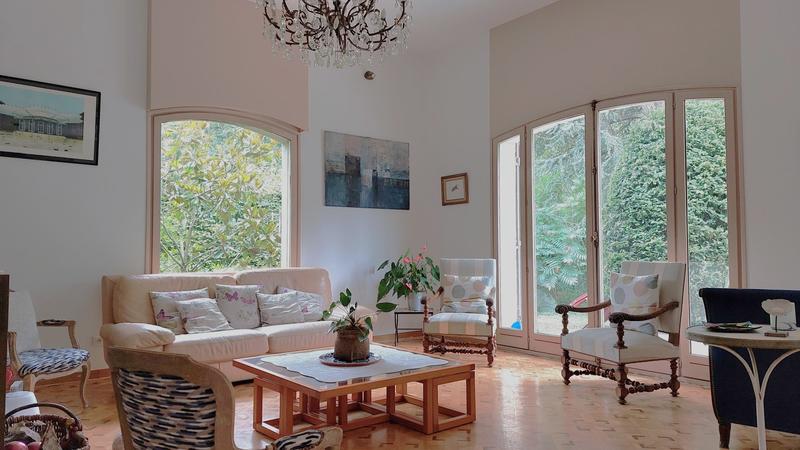 Maison contemporaine - 202 m² - 6 pièces