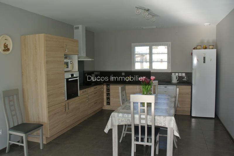 Maison - 273 m² - 10 pièces