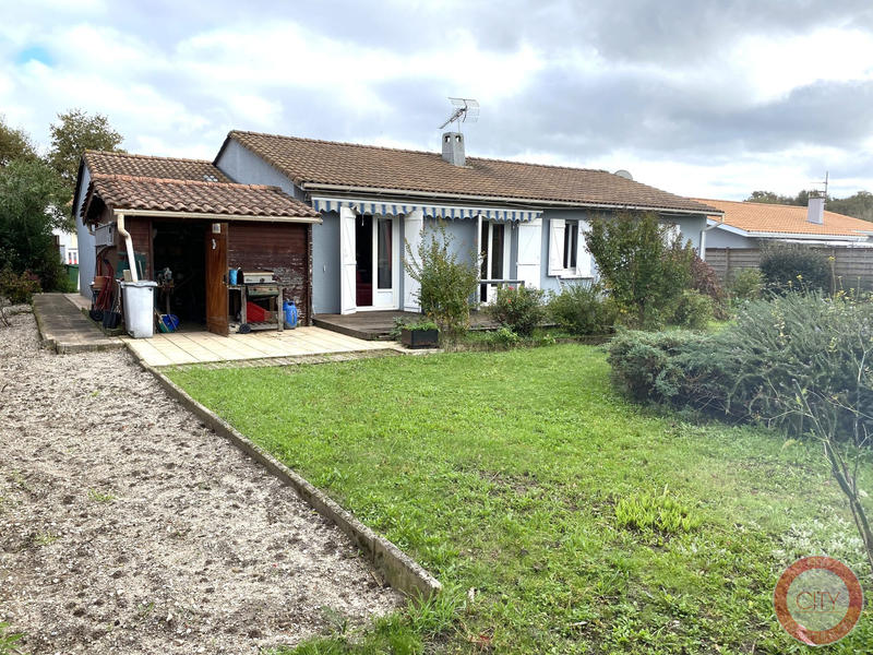 Maison - 90 m² - 5 pièces