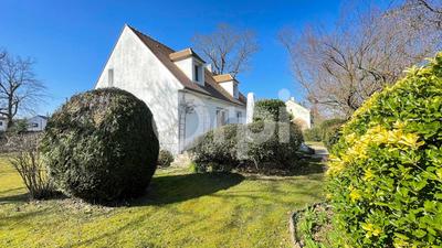 Maison - 152 m² - 6 pièces