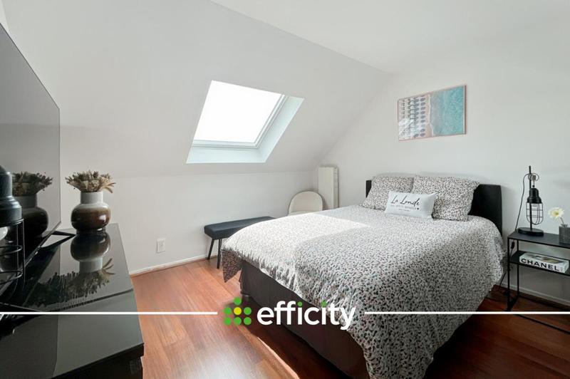 Maison - 195 m² - 8 pièces