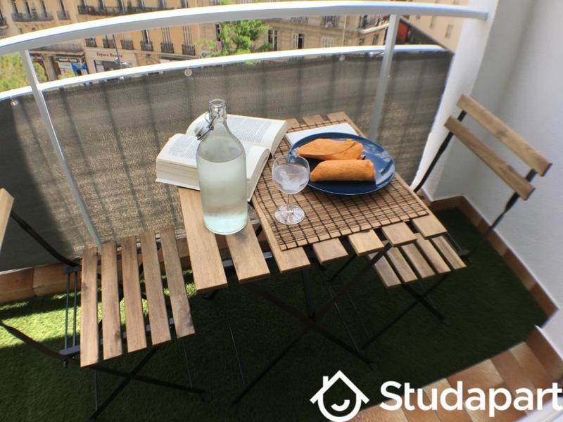 Chambre - 9 m² - 1 pièce