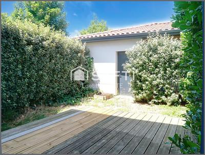 Maison - 65 m² - 3 pièces